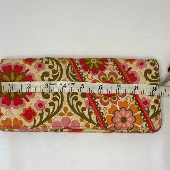 Vera Bradley Folkloric Travel Wallet Organizer Pink Green Floral Retired 2011 - Picture 9 of 11